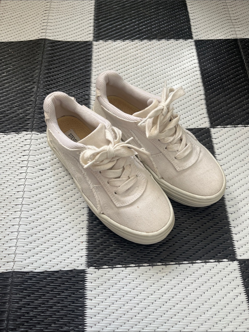Steve Madden platform canvas sneakers